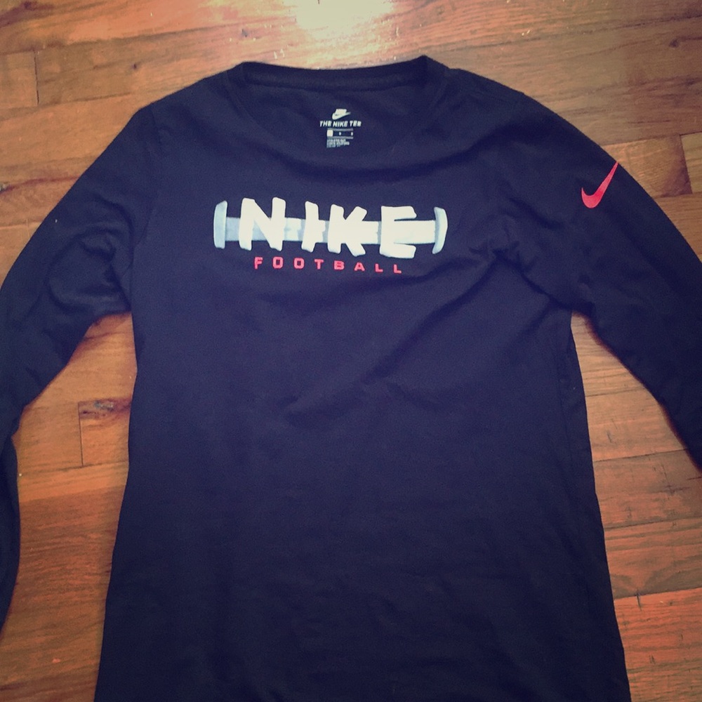 Nike tee large new condition